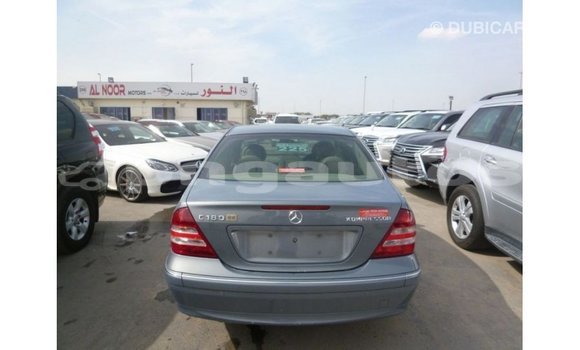 Buy Import Mercedes-Benz 190 Blue Car in Import - Dubai in Enga Buy Import Mercedes-Benz 190 Blue Car in Import - Dubai in Enga