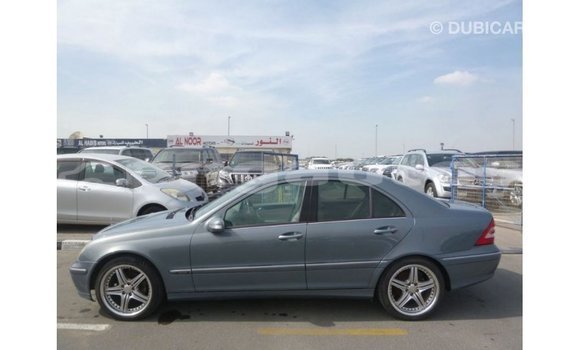 Buy Import Mercedes-Benz 190 Blue Car in Import - Dubai in Enga Buy Import Mercedes-Benz 190 Blue Car in Import - Dubai in Enga