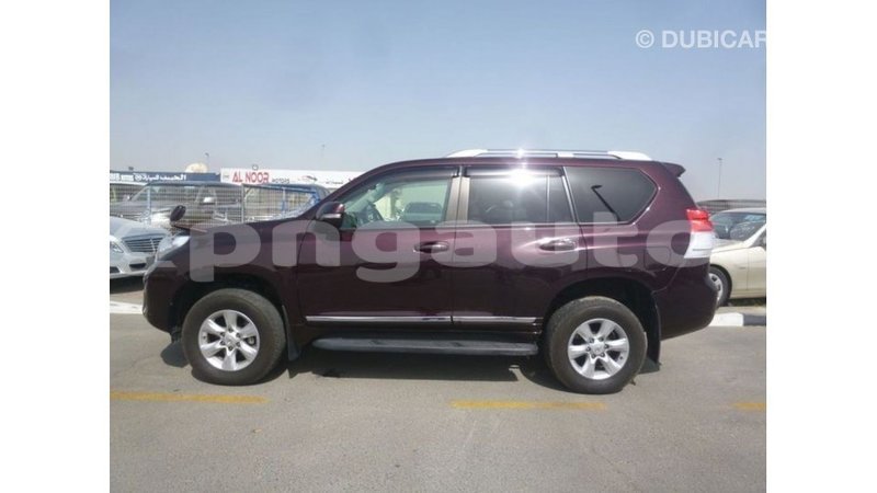 Big with watermark toyota prado enga import dubai 5177