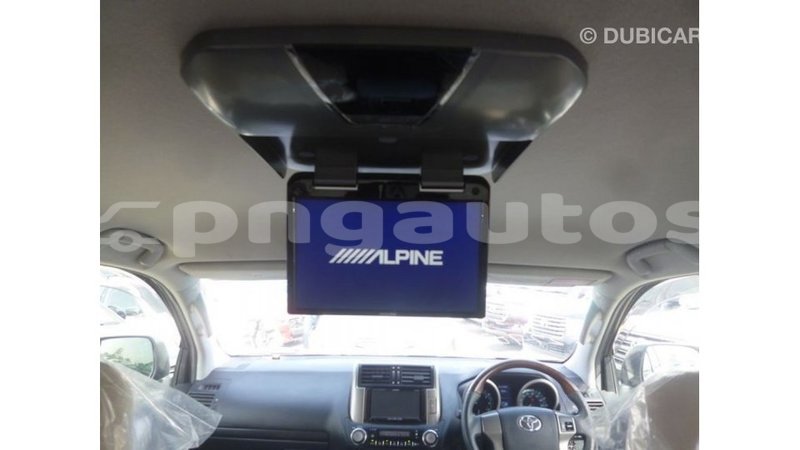Big with watermark toyota prado enga import dubai 5177