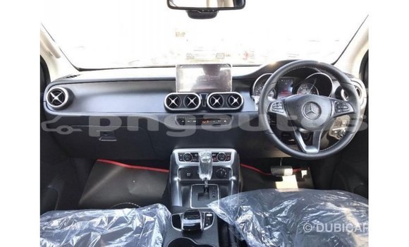 Buy Import Mercedes-Benz 250 Black Car in Import - Dubai in Enga Buy Import Mercedes-Benz 250 Black Car in Import - Dubai in Enga