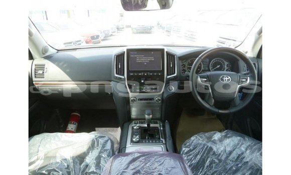 Buy Import Toyota Land Cruiser Other Car in Import - Dubai in Enga Buy Import Toyota Land Cruiser Other Car in Import - Dubai in Enga