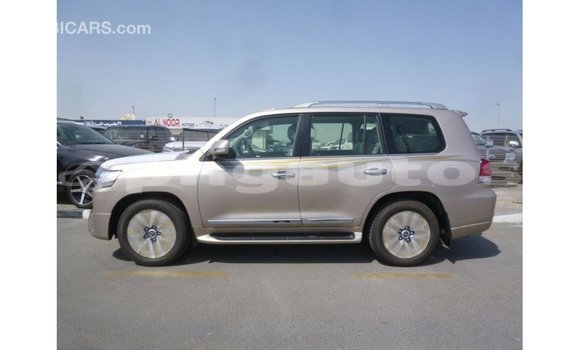 Buy Import Toyota Land Cruiser Other Car in Import - Dubai in Enga Buy Import Toyota Land Cruiser Other Car in Import - Dubai in Enga