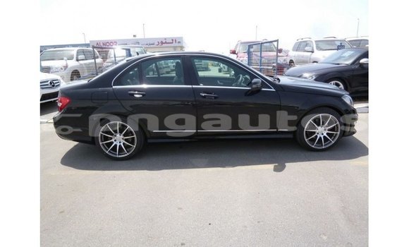 Buy Import Mercedes-Benz 200 Black Car in Import - Dubai in Enga Buy Import Mercedes-Benz 200 Black Car in Import - Dubai in Enga