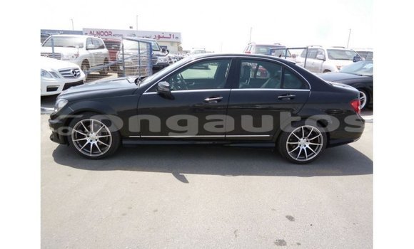 Buy Import Mercedes-Benz 200 Black Car in Import - Dubai in Enga Buy Import Mercedes-Benz 200 Black Car in Import - Dubai in Enga