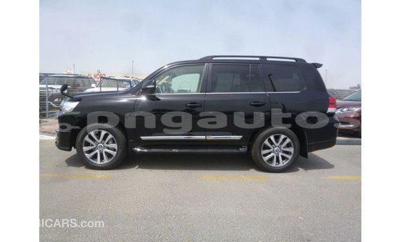 Buy Import Toyota Land Cruiser Black Car in Import - Dubai in Enga Buy Import Toyota Land Cruiser Black Car in Import - Dubai in Enga