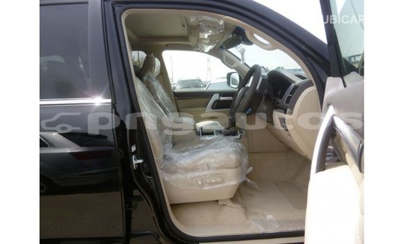 Buy Import Toyota Land Cruiser Black Car in Import - Dubai in Enga Buy Import Toyota Land Cruiser Black Car in Import - Dubai in Enga