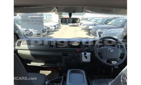 Buy Import Toyota Hiace White Car in Import - Dubai in Enga Buy Import Toyota Hiace White Car in Import - Dubai in Enga