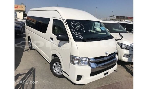 Buy Import Toyota Hiace White Car in Import - Dubai in Enga Buy Import Toyota Hiace White Car in Import - Dubai in Enga