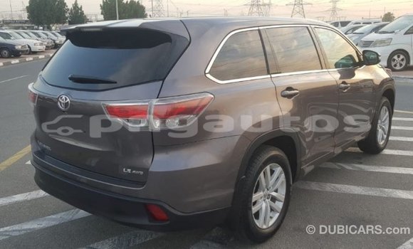 Buy Import Toyota Highlander Other Car in Import - Dubai in Enga Buy Import Toyota Highlander Other Car in Import - Dubai in Enga