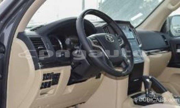 Buy Import Toyota Land Cruiser Other Car in Import - Dubai in Enga Buy Import Toyota Land Cruiser Other Car in Import - Dubai in Enga