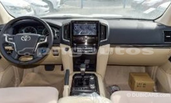 Buy Import Toyota Land Cruiser Other Car in Import - Dubai in Enga Buy Import Toyota Land Cruiser Other Car in Import - Dubai in Enga