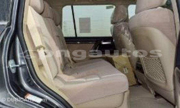 Buy Import Toyota Land Cruiser Other Car in Import - Dubai in Enga Buy Import Toyota Land Cruiser Other Car in Import - Dubai in Enga