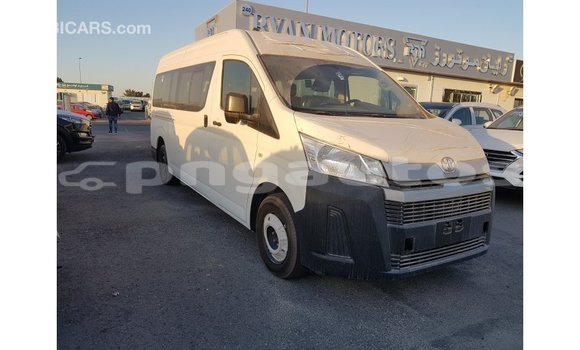 Buy Import Toyota Hiace White Car in Import - Dubai in Enga Buy Import Toyota Hiace White Car in Import - Dubai in Enga