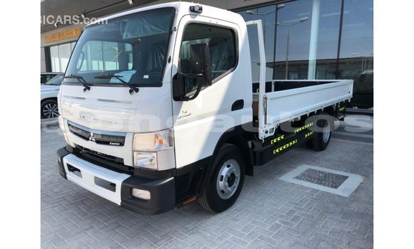 Buy Import Mitsubishi L400 White Truck in Import - Dubai in Enga Buy Import Mitsubishi L400 White Truck in Import - Dubai in Enga