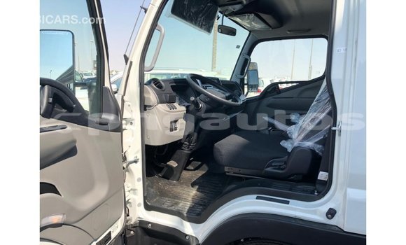 Buy Import Mitsubishi L400 White Truck in Import - Dubai in Enga Buy Import Mitsubishi L400 White Truck in Import - Dubai in Enga