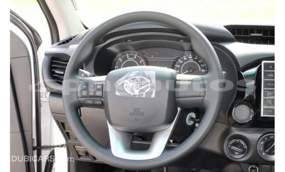 Buy Import Toyota Hilux White Car in Import - Dubai in Enga Buy Import Toyota Hilux White Car in Import - Dubai in Enga