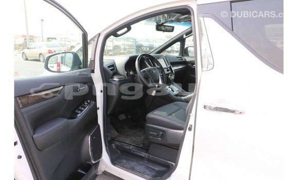 Buy Import Toyota Alphard White Car in Import - Dubai in Enga Buy Import Toyota Alphard White Car in Import - Dubai in Enga