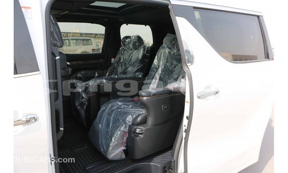 Buy Import Toyota Alphard White Car in Import - Dubai in Enga Buy Import Toyota Alphard White Car in Import - Dubai in Enga