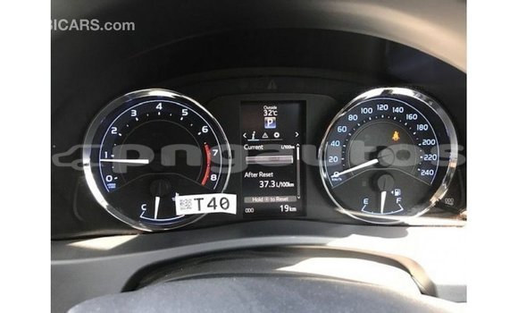 Buy Import Toyota Corolla White Car in Import - Dubai in Enga Buy Import Toyota Corolla White Car in Import - Dubai in Enga