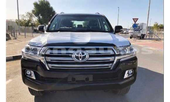 Buy Import Toyota Land Cruiser Black Car in Import - Dubai in Enga Buy Import Toyota Land Cruiser Black Car in Import - Dubai in Enga