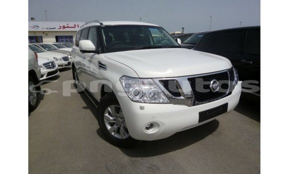 Buy Import Nissan Patrol White Car in Import - Dubai in Enga Buy Import Nissan Patrol White Car in Import - Dubai in Enga