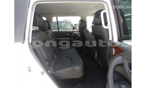 Buy Import Nissan Patrol White Car in Import - Dubai in Enga Buy Import Nissan Patrol White Car in Import - Dubai in Enga
