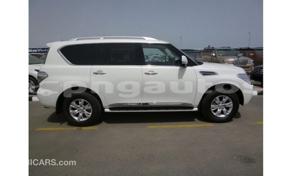 Buy Import Nissan Patrol White Car in Import - Dubai in Enga Buy Import Nissan Patrol White Car in Import - Dubai in Enga