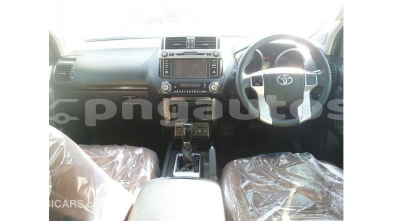 Big with watermark toyota prado enga import dubai 5219