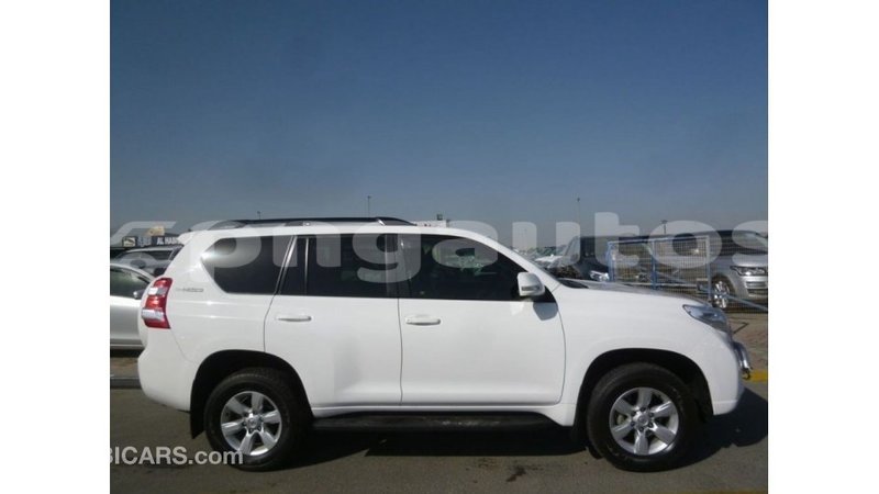 Big with watermark toyota prado enga import dubai 5219