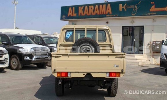 Buy Import Toyota Land Cruiser Beige Car in Import - Dubai in Enga Buy Import Toyota Land Cruiser Beige Car in Import - Dubai in Enga