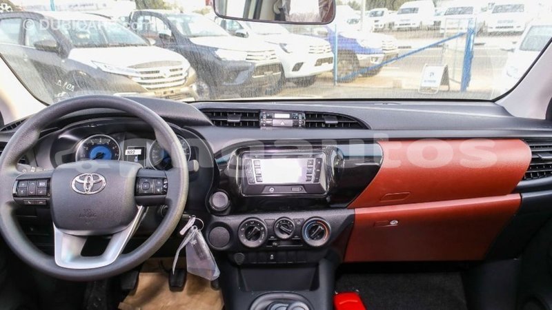 Big with watermark toyota hilux enga import dubai 5233