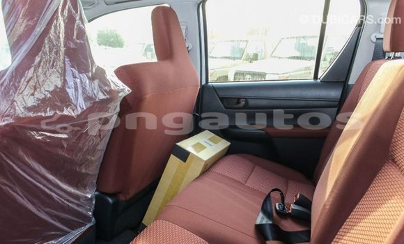 Buy Import Toyota Hilux White Car in Import - Dubai in Enga Buy Import Toyota Hilux White Car in Import - Dubai in Enga