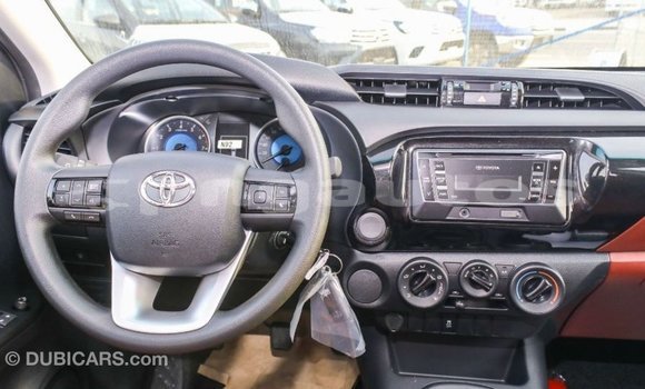 Buy Import Toyota Hilux White Car in Import - Dubai in Enga Buy Import Toyota Hilux White Car in Import - Dubai in Enga