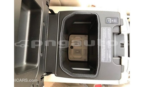 Buy Import Toyota Land Cruiser Black Car in Import - Dubai in Enga Buy Import Toyota Land Cruiser Black Car in Import - Dubai in Enga