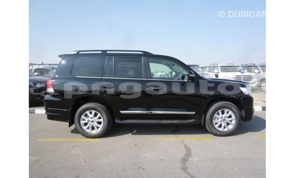 Buy Import Toyota Land Cruiser Black Car in Import - Dubai in Enga Buy Import Toyota Land Cruiser Black Car in Import - Dubai in Enga