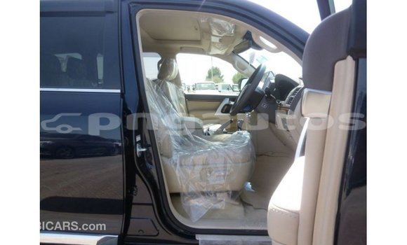 Buy Import Toyota Land Cruiser Blue Car in Import - Dubai in Enga Buy Import Toyota Land Cruiser Blue Car in Import - Dubai in Enga