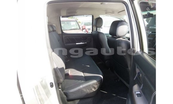 Buy Import Toyota Hilux Other Car in Import - Dubai in Enga Buy Import Toyota Hilux Other Car in Import - Dubai in Enga