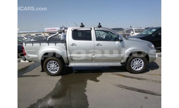 Buy Import Toyota Hilux Other Car in Import - Dubai in Enga Buy Import Toyota Hilux Other Car in Import - Dubai in Enga