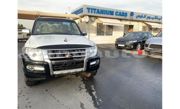 Buy Import Mitsubishi Pajero Black Car in Import - Dubai in Enga Buy Import Mitsubishi Pajero Black Car in Import - Dubai in Enga