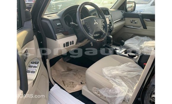 Buy Import Mitsubishi Pajero Black Car in Import - Dubai in Enga Buy Import Mitsubishi Pajero Black Car in Import - Dubai in Enga