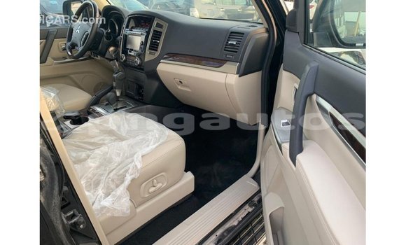 Buy Import Mitsubishi Pajero Black Car in Import - Dubai in Enga Buy Import Mitsubishi Pajero Black Car in Import - Dubai in Enga