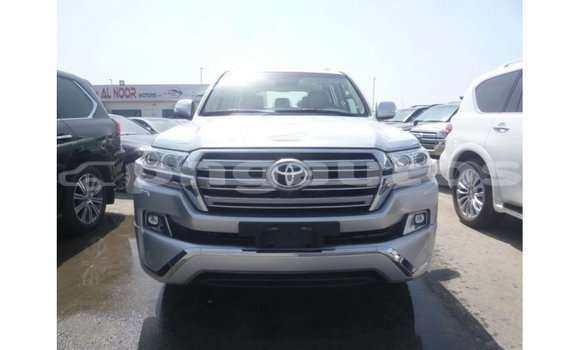Buy Import Toyota Land Cruiser Other Car in Import - Dubai in Enga Buy Import Toyota Land Cruiser Other Car in Import - Dubai in Enga