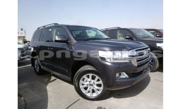 Buy Import Toyota Land Cruiser Other Car in Import - Dubai in Enga Buy Import Toyota Land Cruiser Other Car in Import - Dubai in Enga