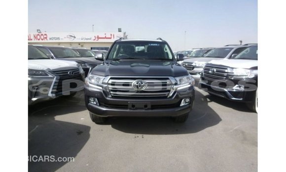 Buy Import Toyota Land Cruiser Other Car in Import - Dubai in Enga Buy Import Toyota Land Cruiser Other Car in Import - Dubai in Enga
