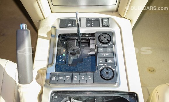 Buy Import Toyota Land Cruiser Black Car in Import - Dubai in Enga Buy Import Toyota Land Cruiser Black Car in Import - Dubai in Enga