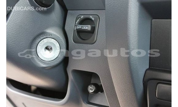 Buy Import Toyota Land Cruiser White Car in Import - Dubai in Enga Buy Import Toyota Land Cruiser White Car in Import - Dubai in Enga