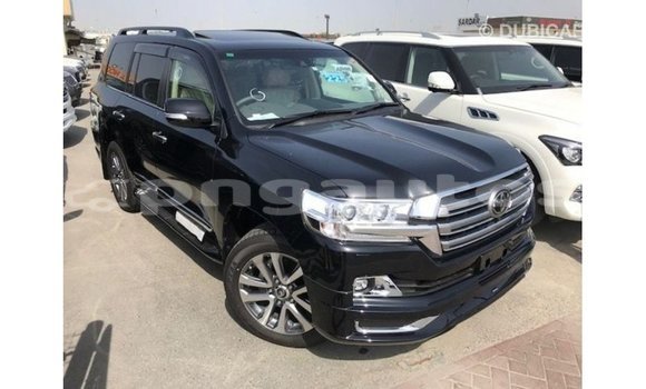 Buy Import Toyota Land Cruiser Black Car in Import - Dubai in Enga Buy Import Toyota Land Cruiser Black Car in Import - Dubai in Enga