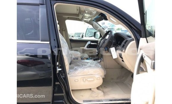 Buy Import Toyota Land Cruiser Black Car in Import - Dubai in Enga Buy Import Toyota Land Cruiser Black Car in Import - Dubai in Enga