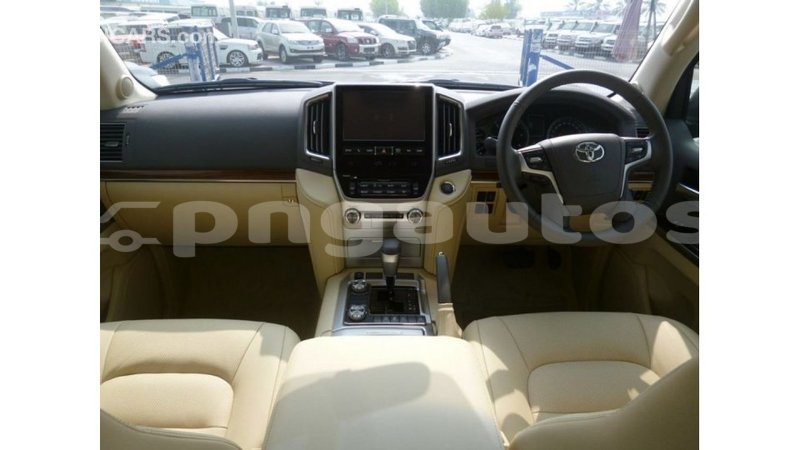 Big with watermark toyota land cruiser enga import dubai 5291